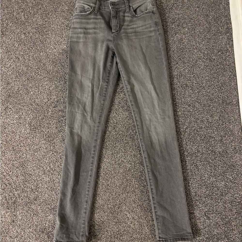 Joe's mid rise, ankle skinny jeans (Ray)
NWOT
Purchased last winter, 2024 - Picture 2 of 5